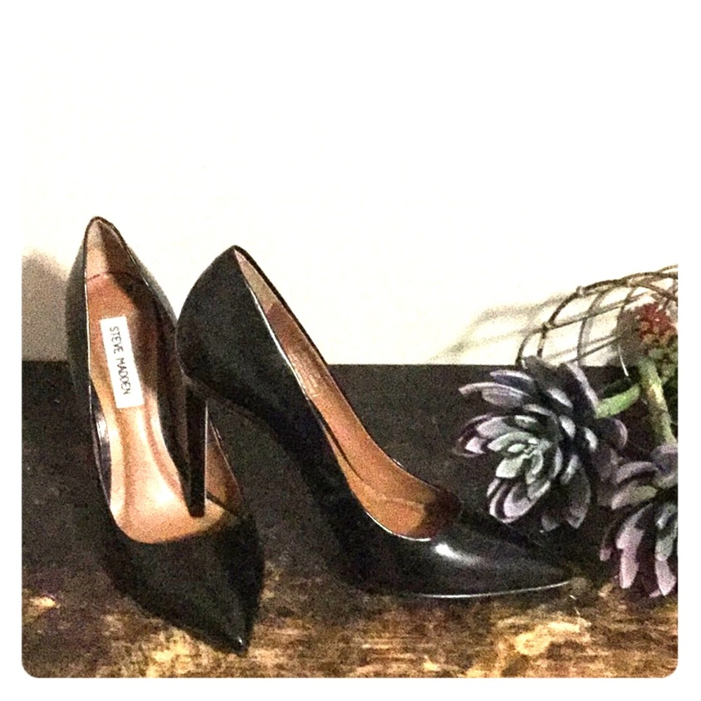 Steve Madden Classic Black Heels
